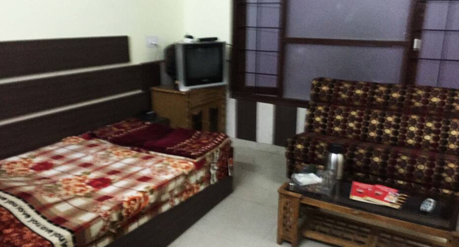 Hotel Natraj, Kala Amb 5